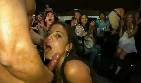 Busy velamma porn comics Lucia solo with black depilatory
